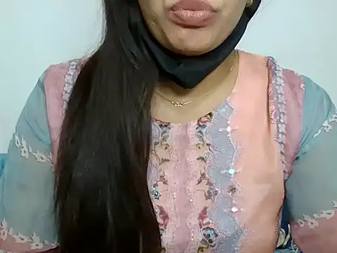 sparkling queen online show from 12.11.24