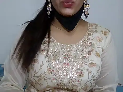 sparkling queen online show from 01.01.25