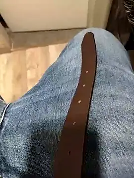 Snapshot of A_man_in_public chatting on 10.03.25 A man in public online show from 10.03.25