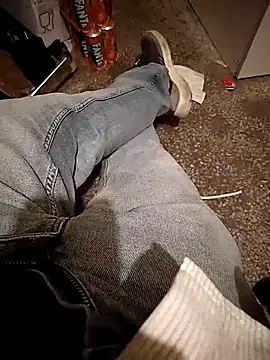 Snapshot of A_man_in_public chatting on 10.16.25 A man in public online show from 10.16.25