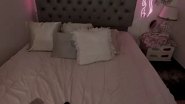 Snapshot of Lau_123x chatting on 01.19.25 Lau 123x online show from 01.19.25