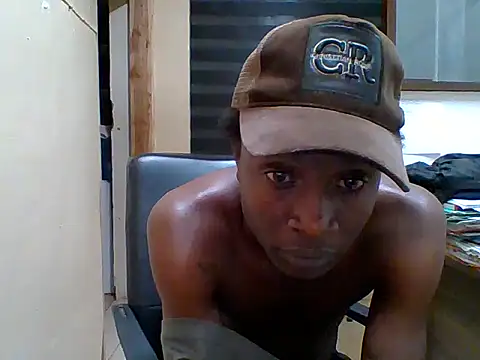 Snapshot of cranes293 chatting on 10.17.25 cranes293 online show from 10.17.25