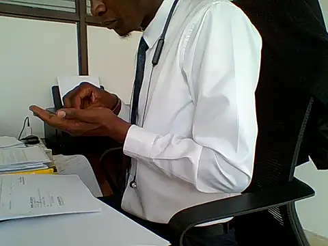 Snapshot of cranes293 chatting on 11.27.25 cranes293 online show from 11.27.25