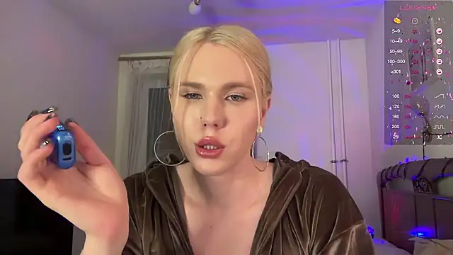 DanielPaige  online show from 01.18.25