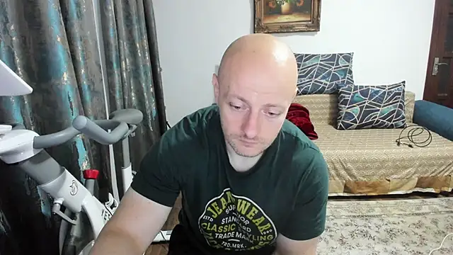 Snapshot of xxxWildxThoughtsxxx chatting on 10.06.25 xxxWildxThoughtsxxx online show from 10.06.25