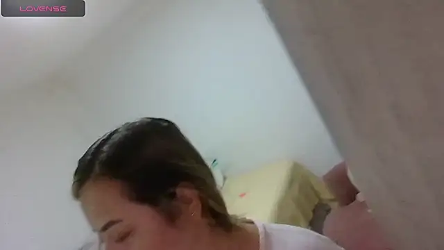 saramartinez1000 online show from 02.16.26