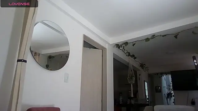 saramartinez1000 online show from 07.28.26