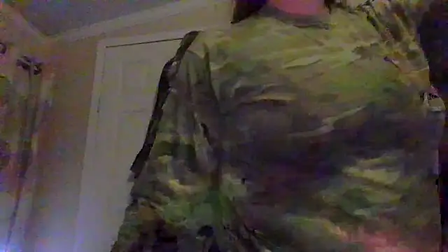 Snapshot of velvetta_ chatting on 12.05.24 velvetta online show from 12.05.24