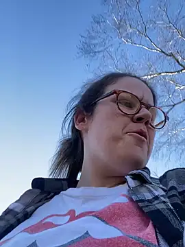 Snapshot of velvetta_ chatting on 12.06.24 velvetta online show from 12.06.24