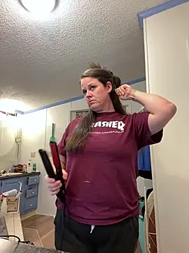 Snapshot of velvetta_ chatting on 12.22.24 velvetta online show from 12.22.24