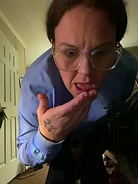 Snapshot of velvetta_ chatting on 01.11.25 velvetta online show from 01.11.25