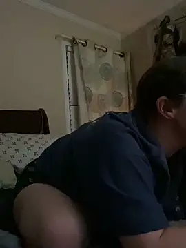 Snapshot of velvetta_ chatting on 02.08.25 velvetta online show from 02.08.25