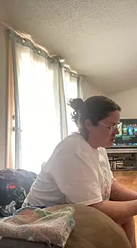 Snapshot of velvetta_ chatting on 03.08.25 velvetta online show from 03.08.25