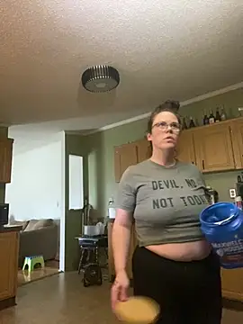 Snapshot of velvetta_ chatting on 03.15.25 velvetta online show from 03.15.25