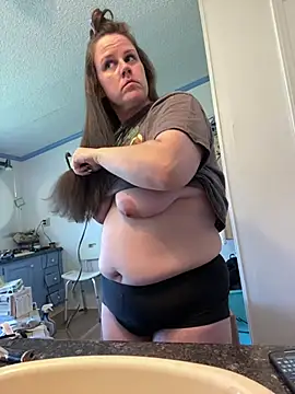 Snapshot of velvetta_ chatting on 03.21.25 velvetta online show from 03.21.25