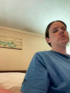 Snapshot of velvetta_ chatting on 09.14.25 velvetta online show from 09.14.25