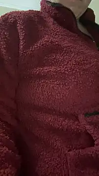 Snapshot of velvetta_ chatting on 11.08.25 velvetta online show from 11.08.25