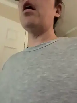 Snapshot of velvetta_ chatting on 11.24.25 velvetta online show from 11.24.25