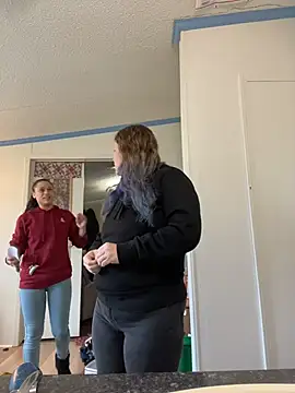 Snapshot of velvetta_ chatting on 11.27.25 velvetta online show from 11.27.25