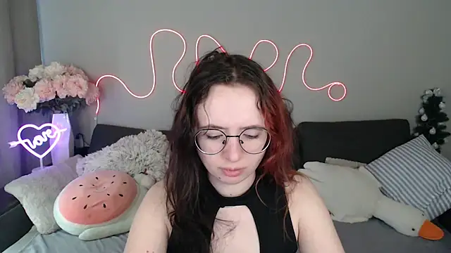 Mini Diva online show from 05.10.26