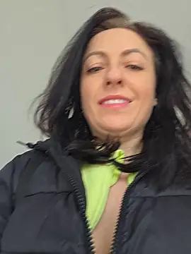 Snapshot of lovewildguy1 chatting on 03.19.26 lovewildguy1 online show from 03.19.26