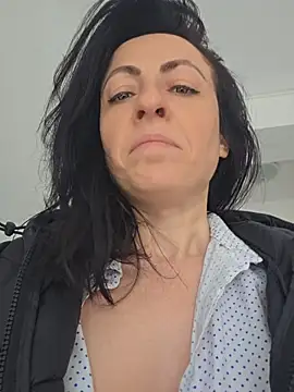 Snapshot of lovewildguy1 chatting on 04.11.26 lovewildguy1 online show from 04.11.26