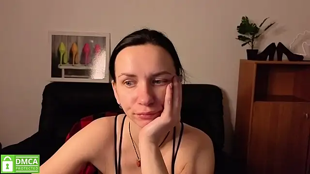 Snapshot of annakillianox chatting on 05.19.26 annakillianox online show from 05.19.26