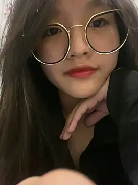 Krixxi22 online show from 12.29.24