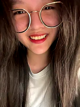 Krixxi22 online show from 12.14.25