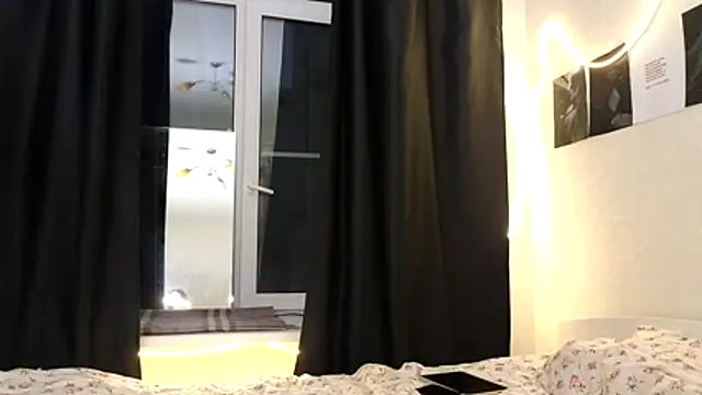 Snapshot of vse_horosho chatting on 10.24.25 vse horosho online show from 10.24.25