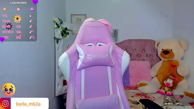 Snapshot of karla_cute01 chatting on 03.21.25 karla cute01 online show from 03.21.25