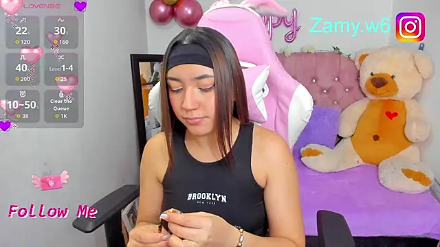 Snapshot of karla_cute01 chatting on 09.18.25 karla cute01 online show from 09.18.25