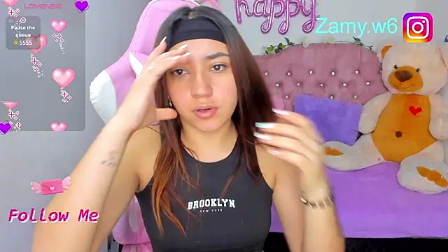 Snapshot of karla_cute01 chatting on 09.18.25 karla cute01 online show from 09.18.25