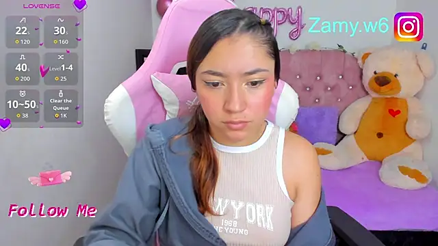 Snapshot of karla_cute01 chatting on 09.23.25 karla cute01 online show from 09.23.25
