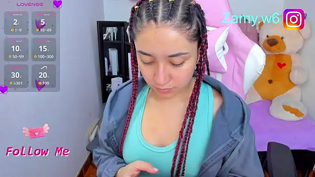 Snapshot of karla_cute01 chatting on 10.01.25 karla cute01 online show from 10.01.25