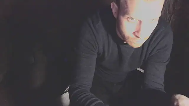 Snapshot of GoodSeksLove chatting on 03.05.25 GoodSeksLove online show from 03.05.25