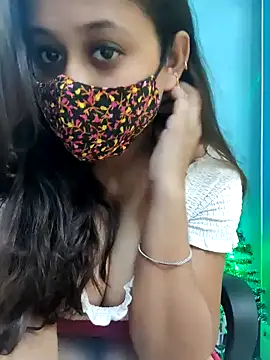 Snapshot of Natasha-143 chatting on 12.25.24 Natasha-143 online show from 12.25.24