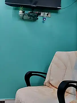 Snapshot of Natasha-143 chatting on 01.25.25 Natasha-143 online show from 01.25.25