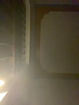 HoneyBuns 05 online show from 01.28.25