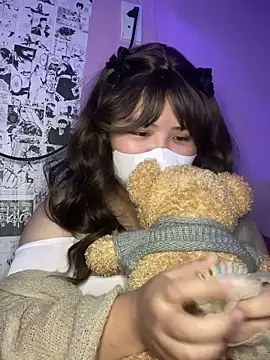 HoneyBuns 05 online show from 02.04.25