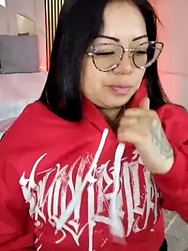 martinna tay online show from 03.05.26