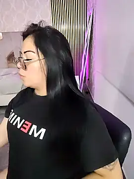 martinna tay online show from 03.11.26