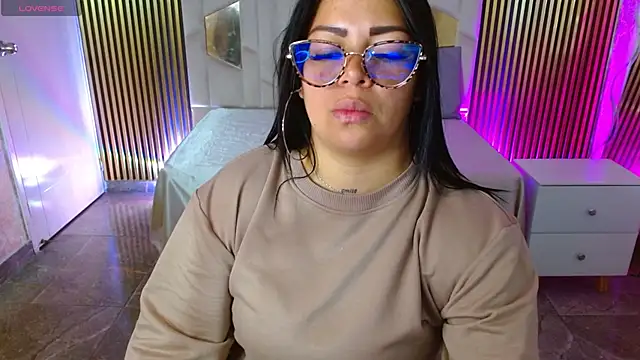martinna tay online show from 05.02.26