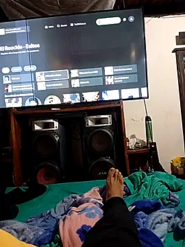 Akonam3000 online show from 10.28.25