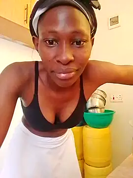 LOVELY-2BERRY online show from 10.08.25