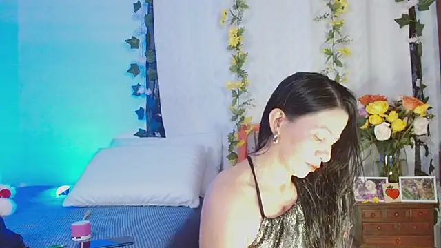 Snapshot of cattaleya1476 chatting on 03.06.25 cattaleya1476 online show from 03.06.25