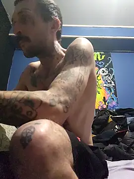 Snapshot of hungandtatted666 chatting on 02.09.26 hungandtatted666 online show from 02.09.26