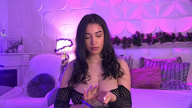 Snapshot of Amy_Sin chatting on 12.29.24 Amy Sin online show from 12.29.24