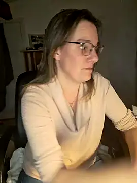 SpiceLea online show from 01.09.25