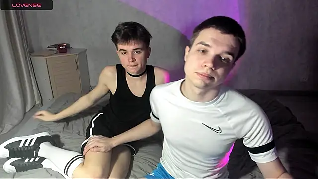 Snapshot of tailer_ chatting on 01.31.26 tailer online show from 01.31.26